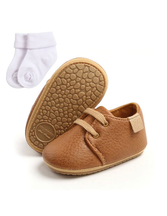 Khaki shoes with free pair socks