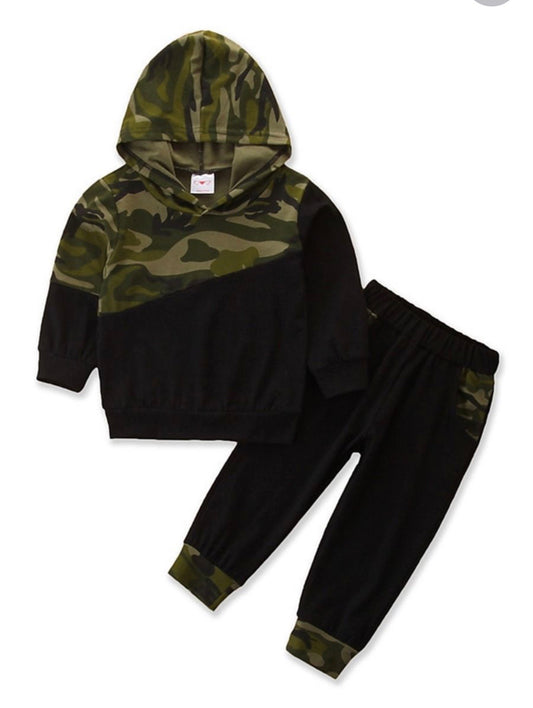 Camouflage hoodie pant set